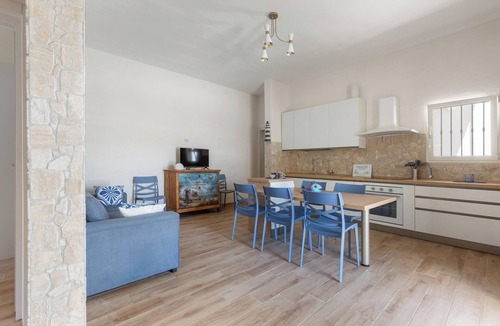 Specchiarica Apartment | Acqua e Sale Beach House by BarbarHouse
