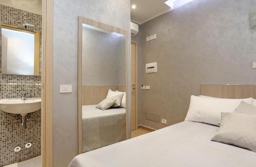 Esquilino House | AdoraSuite 2