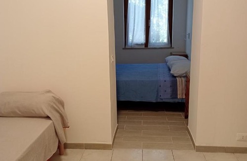 Ciampino House | Aeroporto Ciampino a soli 600 Mt Bici Grill Decimo Miglio