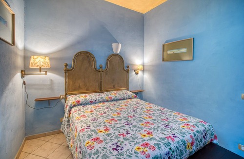 Pietrauta Other | Agriturismo "Il Grappolo E La Rosa - Sagrantino" with Shared Pool, Private Terrace, and Wi-Fi