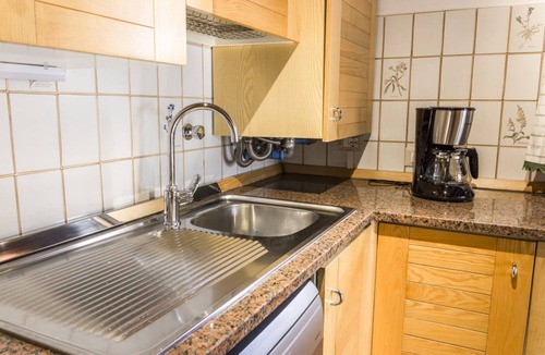 San Polo Apartment | Ai Sansoni – Elegant Venetian Apartment with Canal View