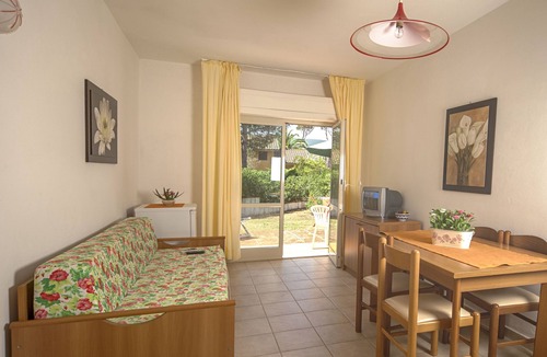 Giannella Apartment | Airone Residence, two-room apartment sleeps 3