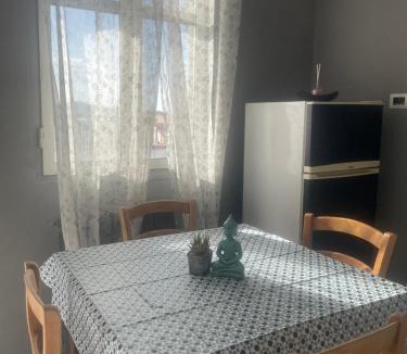 Fiumicino Apartment | Airport Apartment Happyhouse