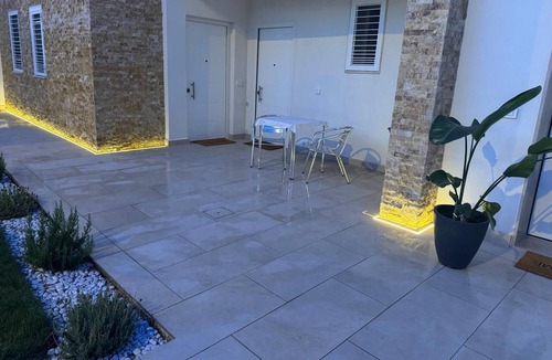 Municipio 5 House | Airport Luxury Residences: Comfort and Relaxation Just a Stone's Throw from the Airport and the Sea