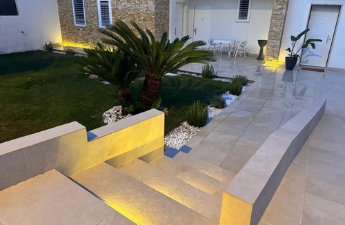 Municipio 5 House | Airport Luxury Residences: Comfort and Relaxation Just a Stone's Throw from the Airport and the Sea