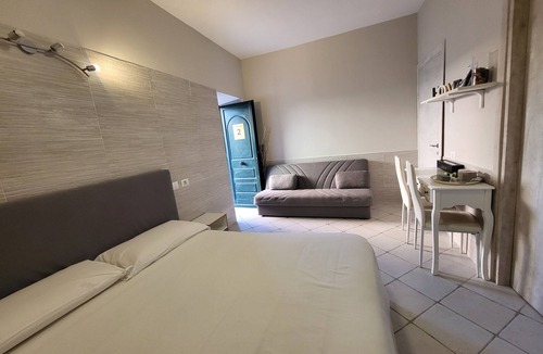 Fiumicino House | ALBACHIARA GUEST HOUSE