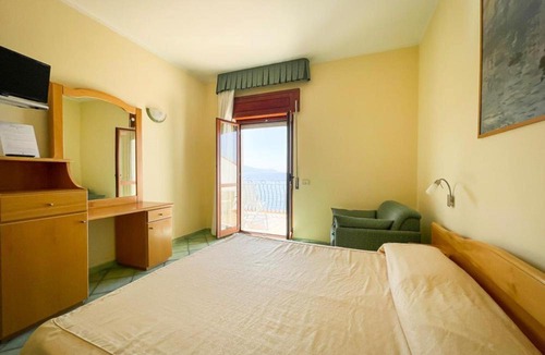 Ogliastro Marina Hotel | Albergo Da Carmine