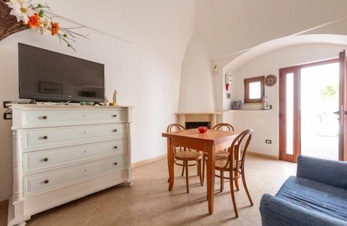 Ostuni House | Alcova Barone by BarbarHouse