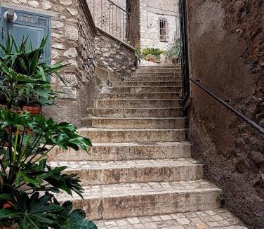Olevano Romano Apartment | Alloggio sul monte celeste