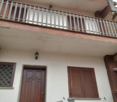 Sutri House | Alloggio turistico IL SOLE