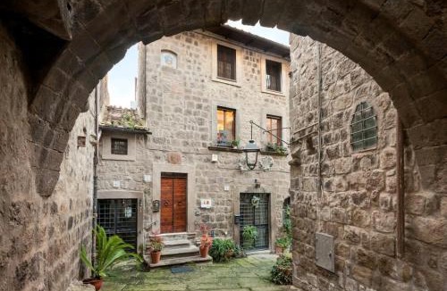 Viterbo House | Alloggio Turistico "L'Incontro" 6