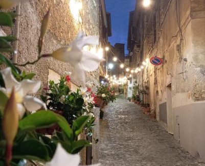Norma Apartment | Alloggio Turistico La Rupe