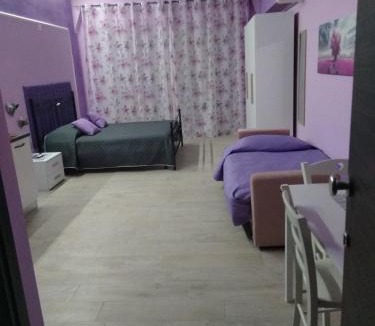 Soriano nel Cimino Apartment | ALLOGGIO VIOLA nel CUORE DI SORIANO