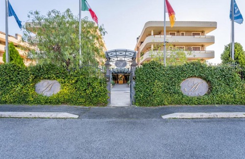 Pomezia Hotel | Altea Suites