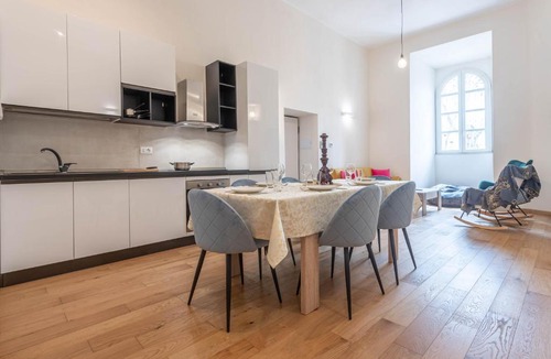 Old Town Apartment | AM Stays 6 - Luxury Suite in the Heart of Perugia