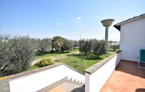 Pescia Romana Apartment | Amazing Apartment In Pescia Romana