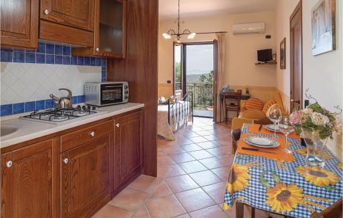 Laureana Cilento Apartment | Amazing Apartment In Laureana Cilento Sa