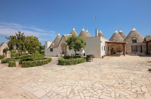 Specchiaruzzo House | Amazing home in Cisternino