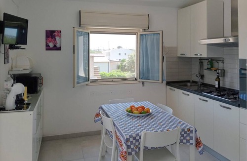 Reitani House | Amazing home in Reitani with WiFi