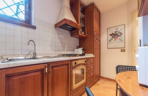 Rione VII Regola Apartment | Amazing studio in Campo de' Fiori - Air Conditioning - Free Wi-Fi