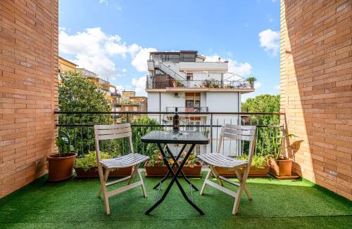 Monteverde Nuovo Apartment | AmoRoma Holiday