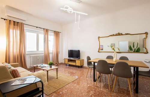 Cinecitta Apartment | Ampio appartamento familiare Metro A a 50m