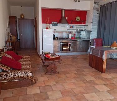 Porto Santo Stefano House | Ampio monolocale con balcone fronte mare