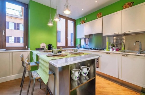 Rione III Colonna Apartment | AN EXCEPTIONAL PENTHOUSE LOCATED BETWEEN TREVI & PIAZZA DI SPAGNA - 170 SQM