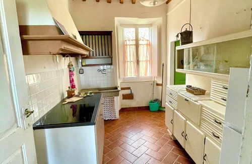 Prata House | An old house in the medieval village of Prata