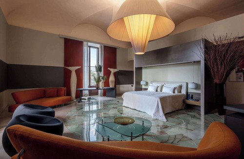 Repubblica Hotel | Anantara Palazzo Naiadi Rome Hotel - A Leading Hotel of the World