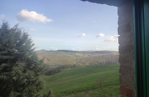 Torrita di Siena House | Ancient medieval farm 5 km from Pienza surrounded by vineyards