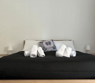 Suburbio VII Portuense Apartment | Angel's Rome Sweet home & Garden