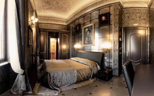 Rione V Ponte Hotel | Antica Dimora Delle Cinque Lune