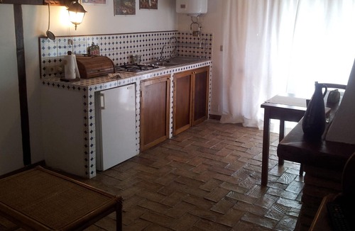 Amelia Apartment | Apartment in Farmhouse for Families or Couples with Pool
