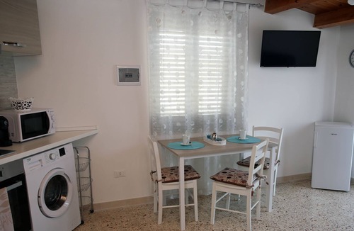 Portopalo di Capo Passero Apartment | Apartment with Private Terrace, Gazebo and Wi-Fi Connection