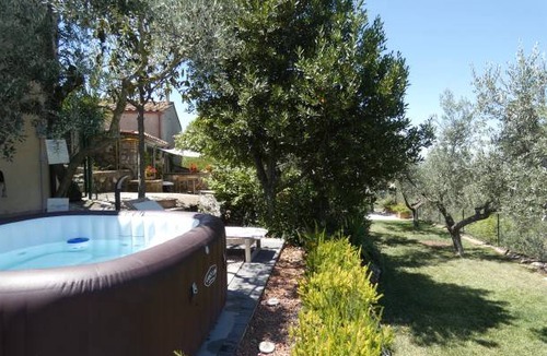 Lugnano in Teverina Apartment | Apartment ∙ 2 bedrooms ∙ 4 guests