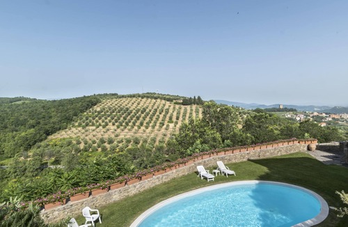 Montecolognola House | APARTMENT MUFFA NOBILE - Farmhouse Borgo Spagnoli