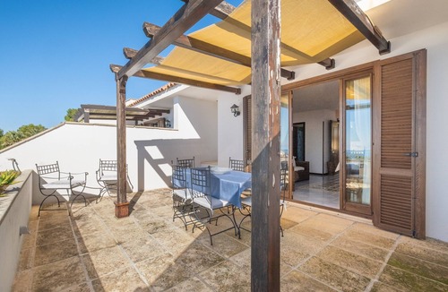 Santa Caterina Apartment | Apartment 'Cala D'Aspide - Apt 3' with Sea View, Wi-Fi and Air Conditioning