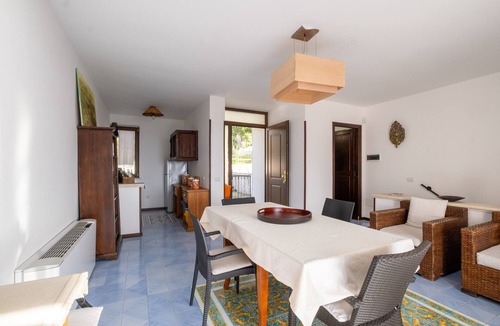 Santa Caterina Apartment | Apartment 'Cala D'Aspide - Apt 4' with Sea View, Wi-Fi and Air Conditioning