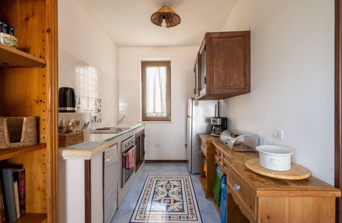 Santa Caterina Apartment | Apartment 'Cala D'Aspide - Apt 6' with Sea View, Wi-Fi and Air Conditioning