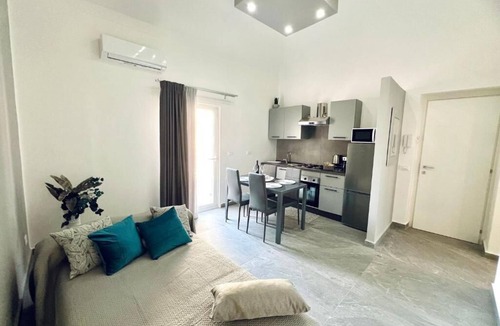 Villa Grazia di Carini Apartment | Apartments a few minutes from the airport of Palermo, with parking