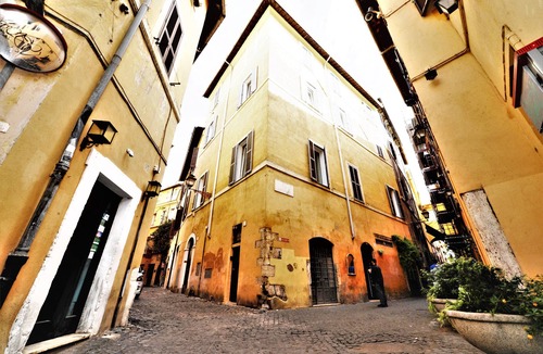 Rione VIII Sant'Eustachio Apartment | APARTMENT 1 CAMPO DE FIORI RELAIS
