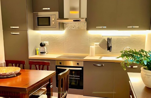 Minturno Apartment | Apartment 'B' with Sea View, Garden, Private Terrace, and Wi-Fi