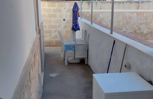 Marina di Lizzano Apartment | Apartment 'Bagnara Queen' with Sea View and Shared Garden