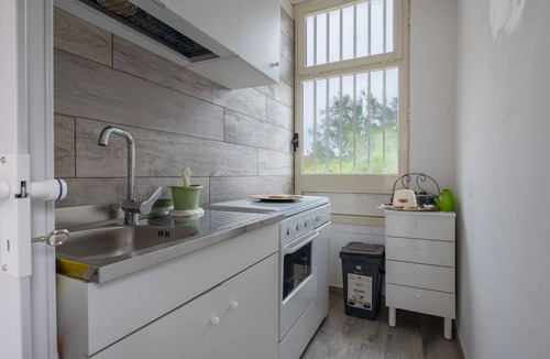 Marina di Lizzano Apartment | Apartment 'Bagnara Uno' with Sea View, Private Terrace and Air Conditioning