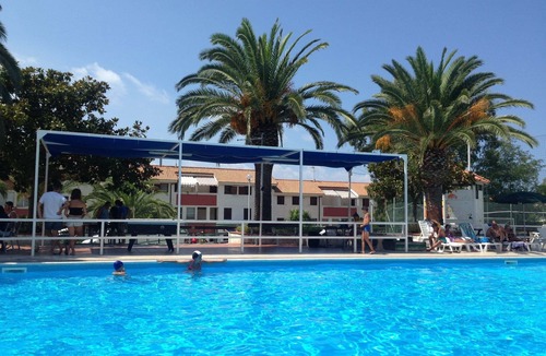 Falerna Apartment | Apartment by the sea in residence with swimming pool, tennis
