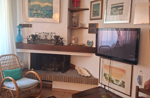 Talamone Apartment | Apartment 'Cala Di Forno A Talamone' with Private Terrace, Private Garden and Wi-Fi