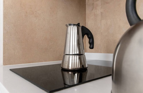 Monopoli Apartment | Apartment 'Carrubo' with Private Terrace, Wi-Fi and Air Conditioning