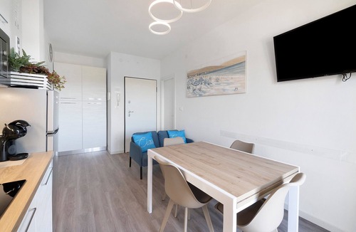 Sottomarina Apartment | Apartment 'Casa Da Luigina' with Sea View, Balcony and Air Conditioning