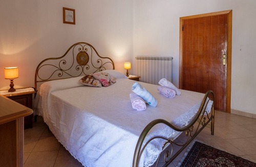 Montemerano Apartment | Apartment "Casa Grande" with Private Open Terrace